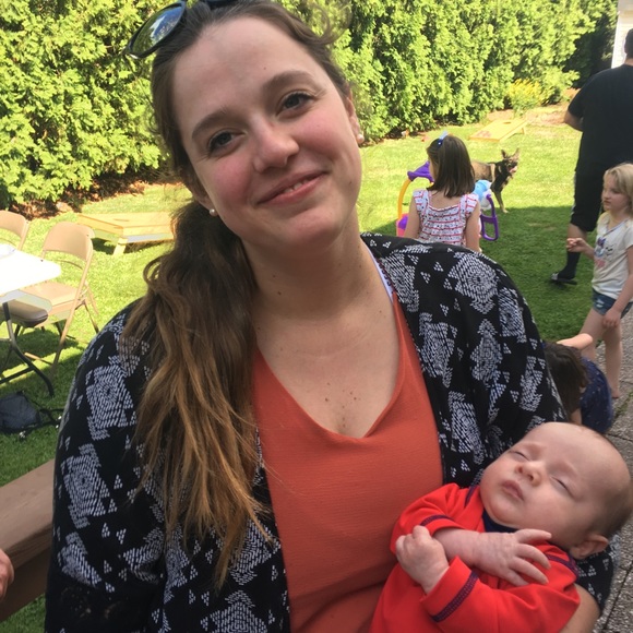 Meet your Posher, Melissa - Picture 3 of 4